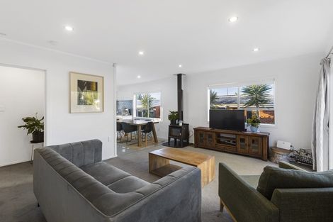 Photo of property in 1/19 Brook Street, Milford, Auckland, 0620