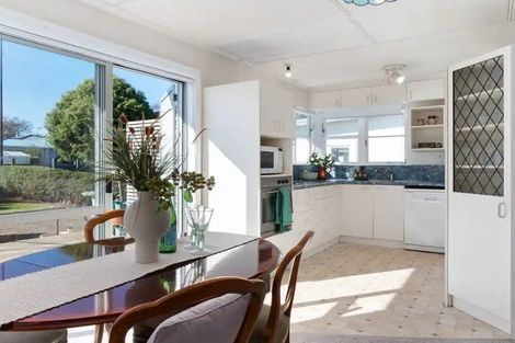 Photo of property in 134 Pembroke Street, Carterton, 5713