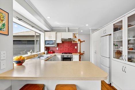 Photo of property in 13 Aintree Place, Taradale, Napier, 4112