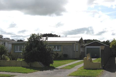 Photo of property in 158 Cornfoot Street, Castlecliff, Whanganui, 4501