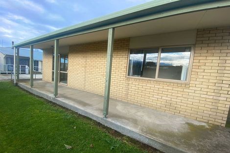 Photo of property in 5 Fulham Street, Islington, Christchurch, 8042