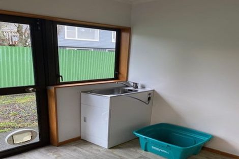 Photo of property in 12b Bracken Road, Newlands, Wellington, 6037