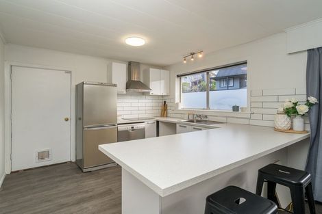 Photo of property in 72 Centennial Avenue, Helensburgh, Dunedin, 9010
