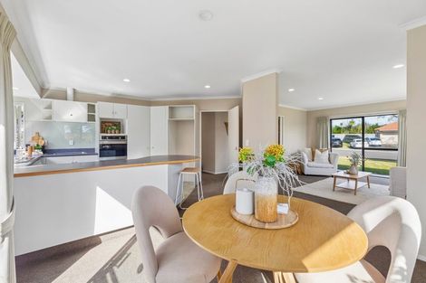 Photo of property in 39 Luculia Drive, Mount Maunganui, 3116