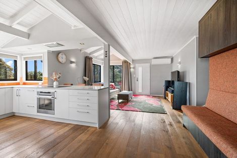 Photo of property in 76 Torkar Road, Clarks Beach, 2122