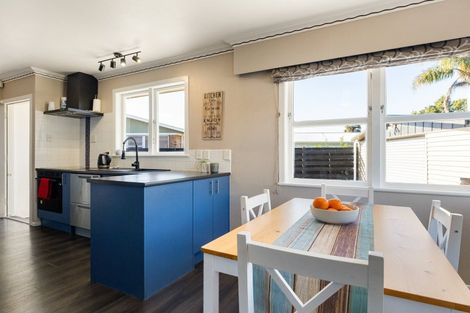 Photo of property in 70 Mears Road, St Andrews, Hamilton, 3200