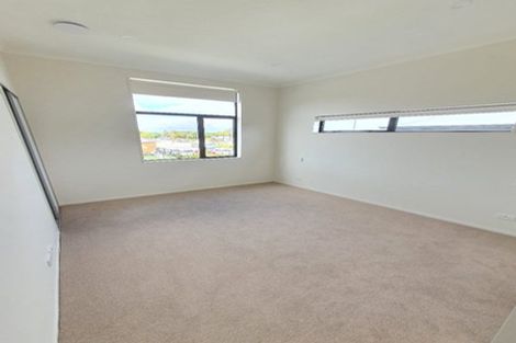 Photo of property in 51 Periko Way, Takanini, 2112