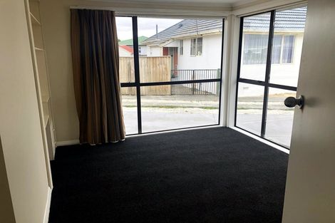 Photo of property in 15 Kaplan Avenue, Islington, Christchurch, 8042