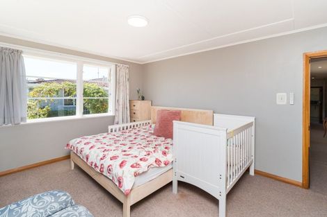 Photo of property in 7 Innes Place, Roslyn, Palmerston North, 4414