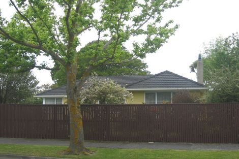 Photo of property in 8 Blossomdale Place, Bishopdale, Christchurch, 8053