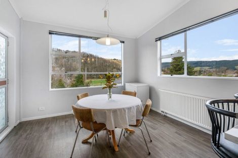 Photo of property in 4 Hill Street, Lawrence, 9532