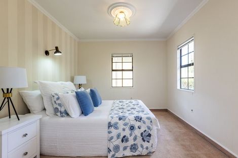 Photo of property in 2/22 Middle Road, Havelock North, 4130