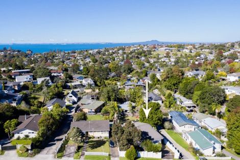 Photo of property in 12 Dunraven Place, Torbay, Auckland, 0630