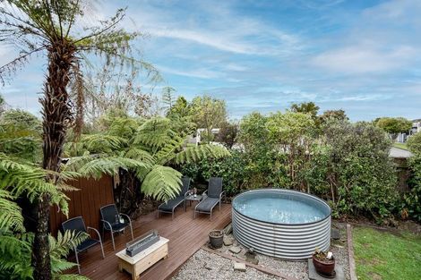 Photo of property in 6 Centennial Drive, Hokowhitu, Palmerston North, 4410