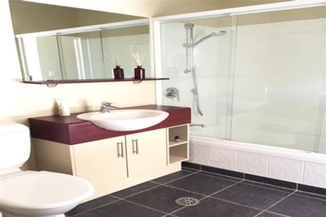 Photo of property in Atrium Towers, 8f/154 The Terrace, Wellington Central, Wellington, 6011