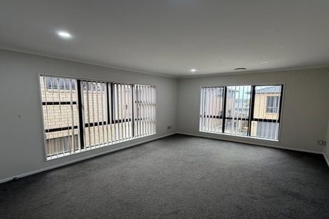 Photo of property in 6 Goyal Lane, Pakuranga, Auckland, 2010