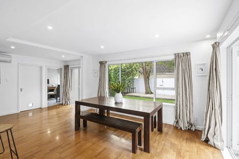 Photo of property in 205 Clyde Road, Burnside, Christchurch, 8053