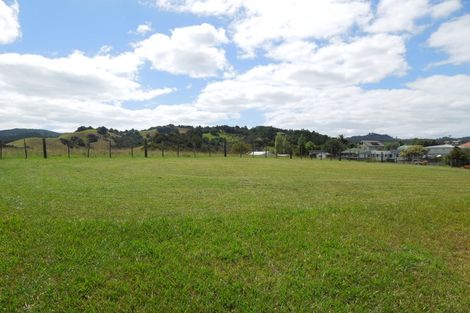 Photo of property in 27 Roderick Place, Onerahi, Whangarei, 0110