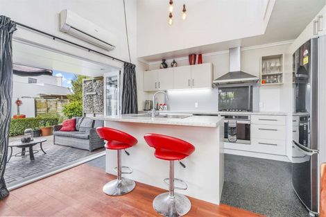 Photo of property in 51 Nielsen Gardens, Rototuna, Hamilton, 3210