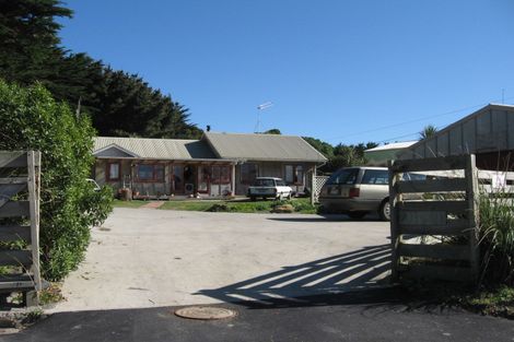 Photo of property in 36 Hunia Terrace, Himatangi Beach, Foxton, 4891