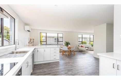 Photo of property in 335 Hills Road, Mairehau, Christchurch, 8013