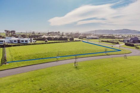 Photo of property in 2 Paterson Lane, Kelvin Grove, 4470