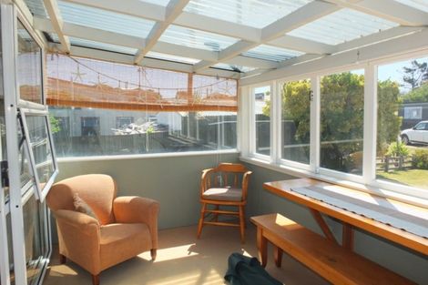 Photo of property in 22 Dewe Terrace, Foxton Beach, Foxton, 4815