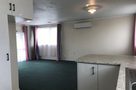 Photo of property in 4 Langdon Lane, Melville, Hamilton, 3206