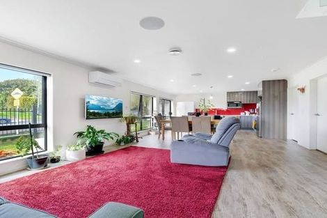 Photo of property in 4a Kelman Road, Kelston, Auckland, 0602