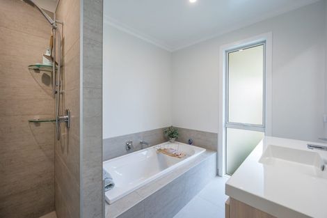 Photo of property in 16b Huntaway Close, Stoke, Nelson, 7011