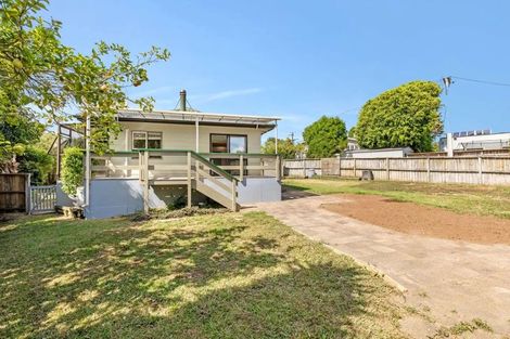 Photo of property in 354 Royal Road, Massey, Auckland, 0614