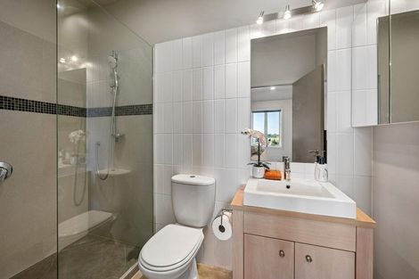 Photo of property in Point Ridge, 15/130 Gills Road, Albany Heights, Auckland, 0632
