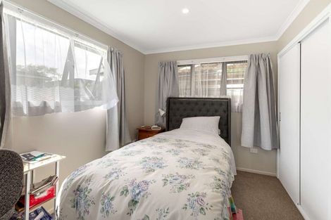 Photo of property in 74 Kennedy Drive, Levin, 5510