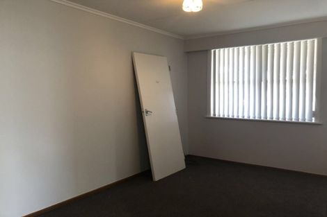 Photo of property in 8-10 Roslyn Road, Mount Wellington, Auckland, 1060