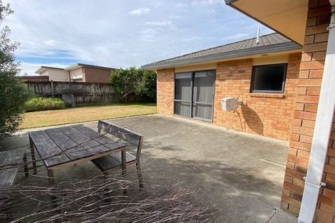 Photo of property in 6 Emma Place, Papamoa Beach, Papamoa, 3118