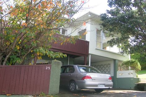 Photo of property in 25 Poto Road, Normandale, Lower Hutt, 5010