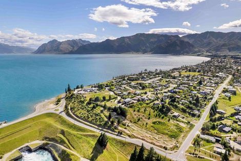 Photo of property in 17 Parry Crescent, Lake Hawea, 9382