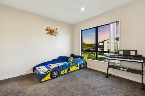 Photo of property in 44 Tannaghmore Drive, Flat Bush, Auckland, 2019