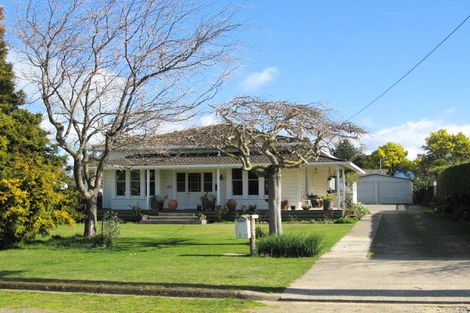 Photo of property in 1a Charles Street, Takapau, 4203