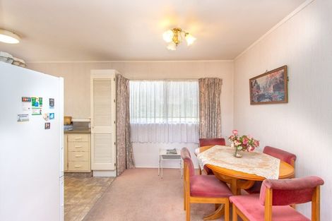 Photo of property in 296 Malfroy Road, Pomare, Rotorua, 3015