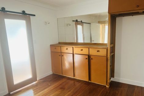 Photo of property in 35 Miro Road, Palm Beach, Waiheke Island, 1081