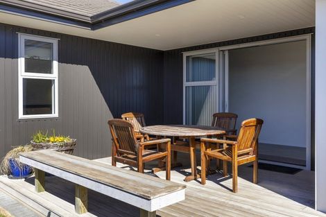 Photo of property in 6 Raupo Crescent, Wharewaka, Taupo, 3330