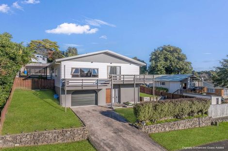 Photo of property in 11 Dunton Drive, Welcome Bay, Tauranga, 3112
