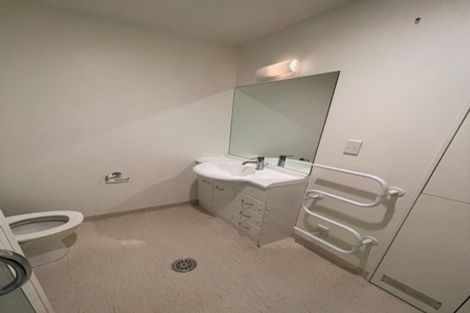 Photo of property in Terrace Heights Apartments, 2/163p The Terrace, Wellington Central, Wellington, 6011