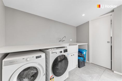 Photo of property in 142 Taieri Road, Kaikorai, Dunedin, 9010