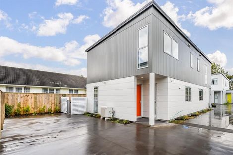 Photo of property in 44b Pine Avenue, Upper Hutt Central, Upper Hutt, 5018