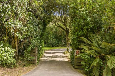 Photo of property in 1276 Coast Road, Wainuiomata Coast, Lower Hutt, 5373