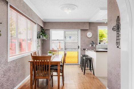 Photo of property in 4 Thomson Avenue, Dinsdale, Hamilton, 3204