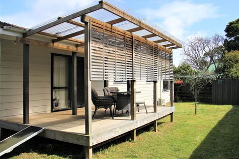 Photo of property in 8b Golf Avenue, Otahuhu, Auckland, 1062