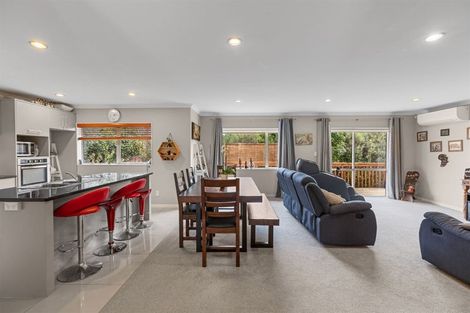 Photo of property in 45 Te Otinga Place, Pyes Pa, Tauranga, 3112